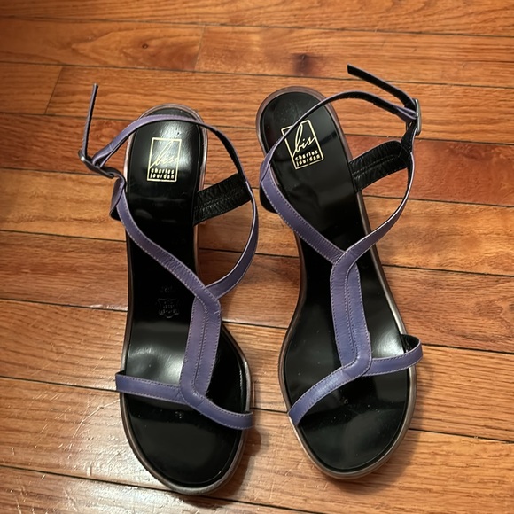 Charles Jourdan Heels - Picture 2 of 4